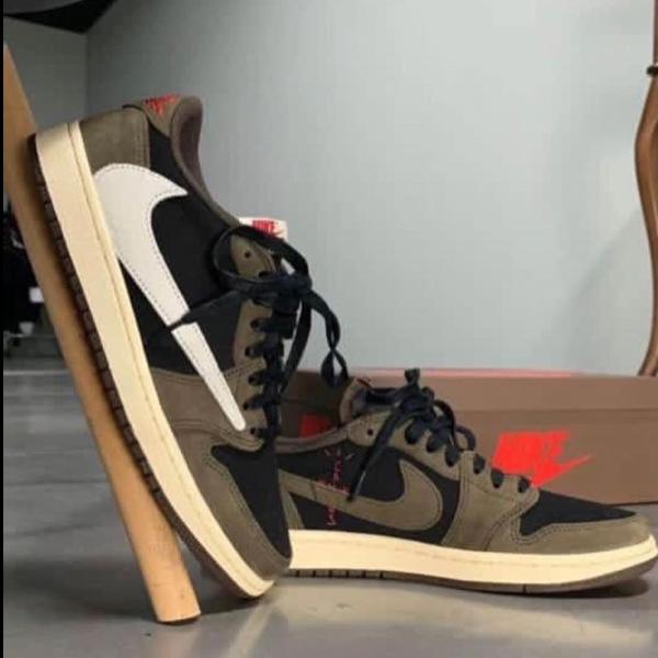 Nike Jordan Travis Scott                          