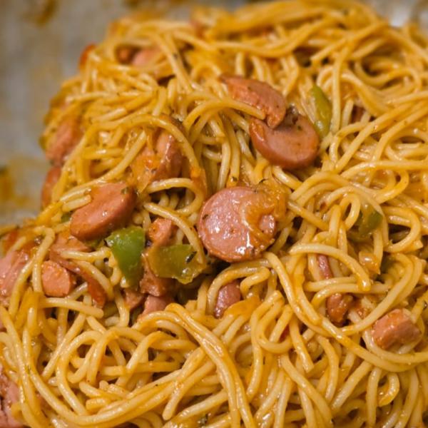 Spageti ak sosis